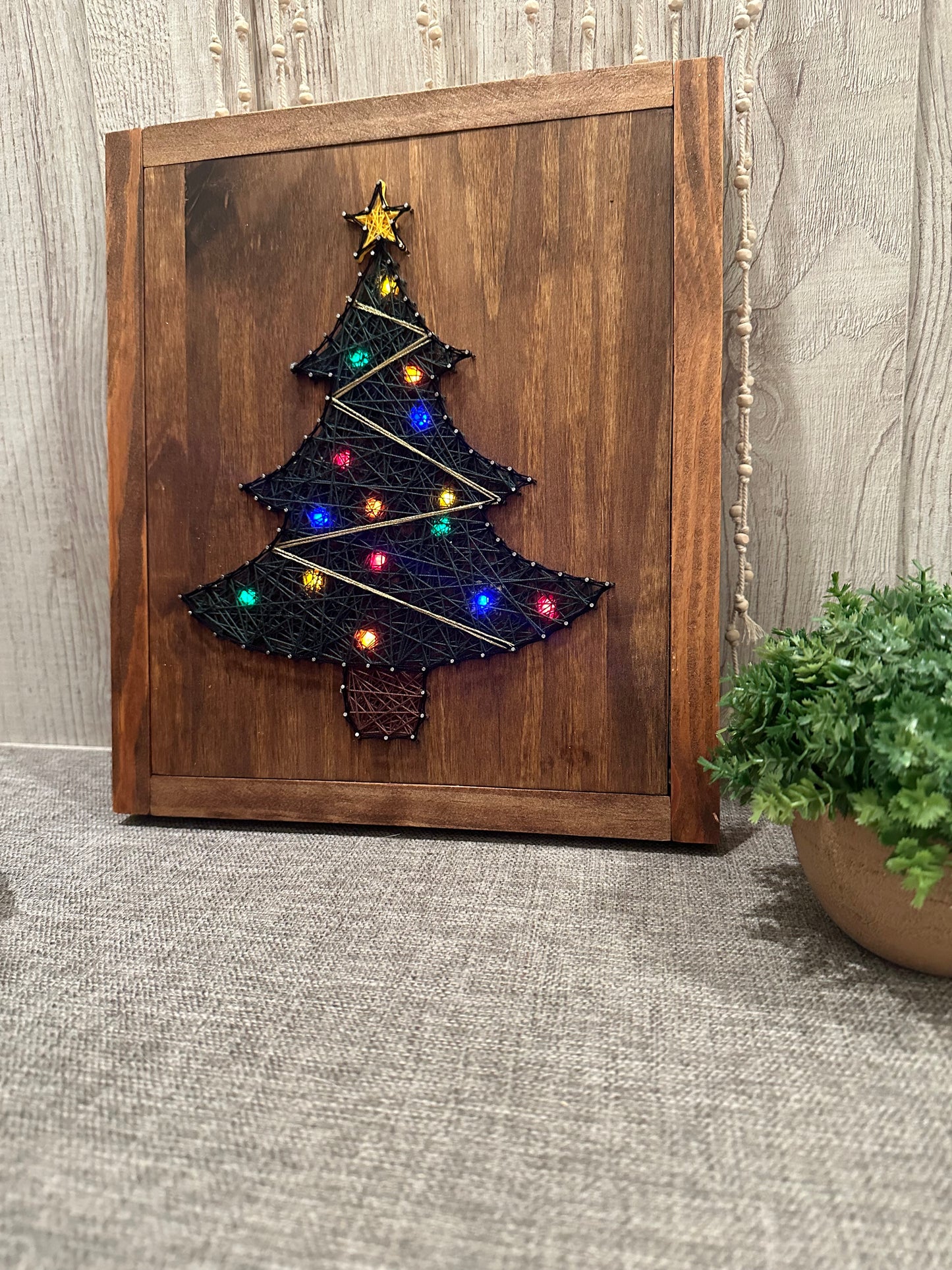 Lighted Christmas Tree string art w/working lights